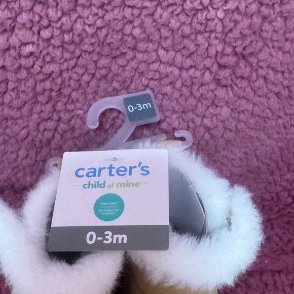 *NWT* 0-3 Month Tan Carter’s Booties - Picture 5 of 6